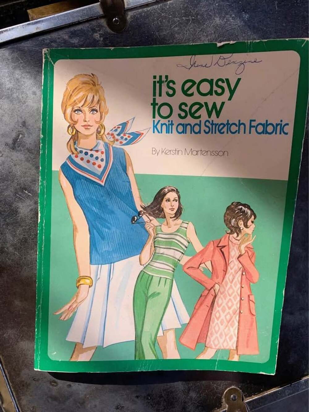 Vintage It's Easy to Sew Knit & Stretch Fabric Sewing Book by Kerstin Martensson